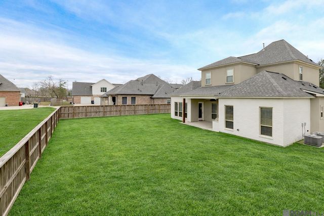36476 Royal Oak Dr, Prairieville, LA 70769