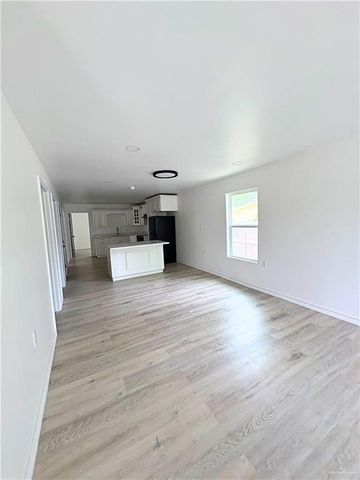 437 S Georgia Avenue, Mercedes, TX 78570