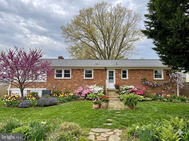 7629 HURON DR, Gainesville, VA 20155