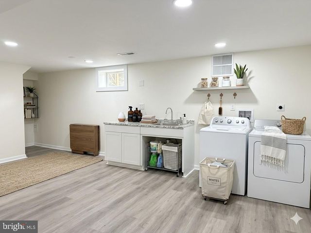 7629 HURON DR, Gainesville, VA 20155