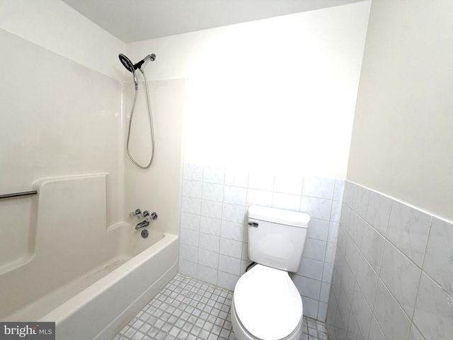 7629 HURON DR, Gainesville, VA 20155