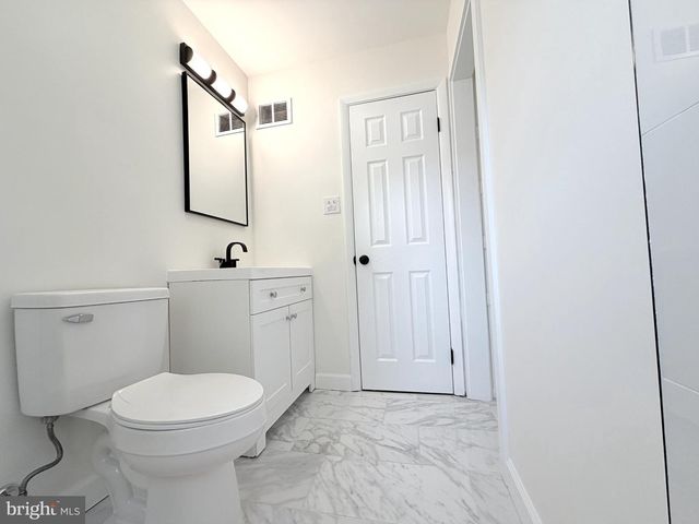 7629 HURON DR, Gainesville, VA 20155