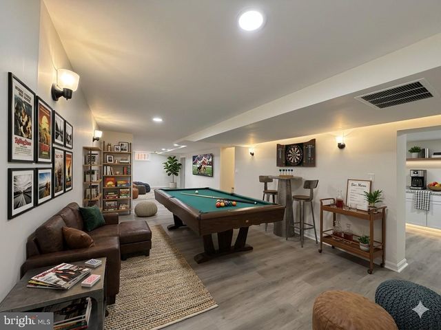 7629 HURON DR, Gainesville, VA 20155