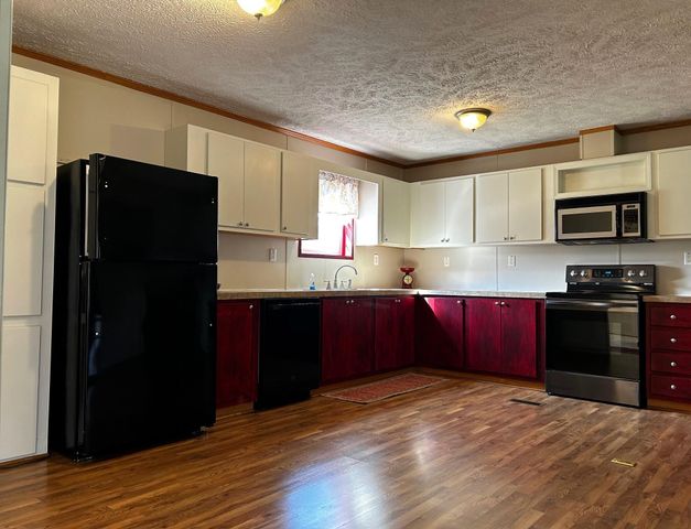 210 County Road 790, Etowah, TN 37331