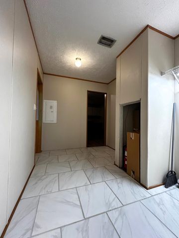 210 County Road 790, Etowah, TN 37331