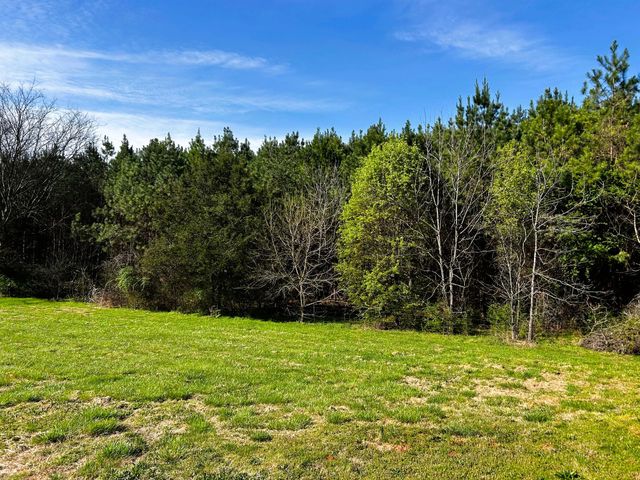 210 County Road 790, Etowah, TN 37331