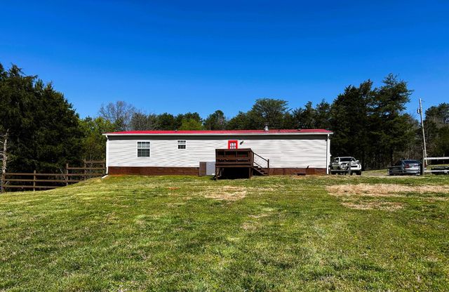 210 County Road 790, Etowah, TN 37331
