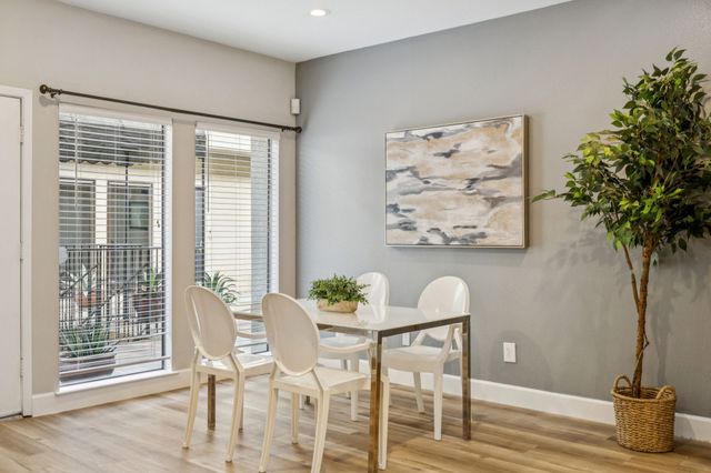 4242 Travis Street 108, Dallas, TX 75205