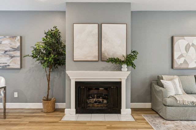 4242 Travis Street 108, Dallas, TX 75205