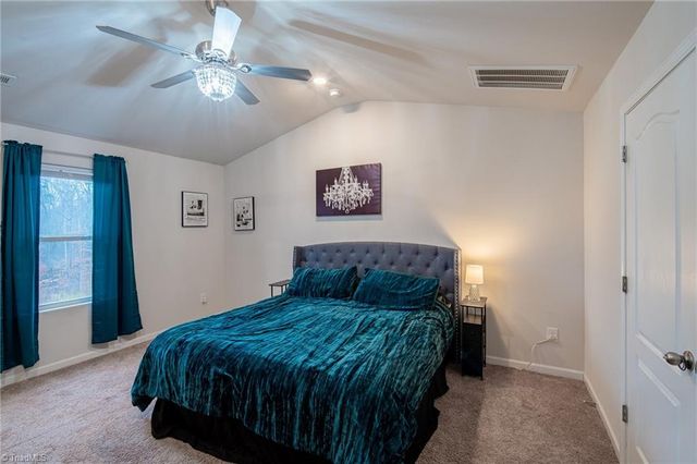 3892 Muddy Creek Drive, Winston-salem, NC 27107