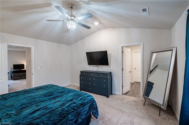 3892 Muddy Creek Drive, Winston-salem, NC 27107