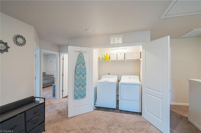 3892 Muddy Creek Drive, Winston-salem, NC 27107