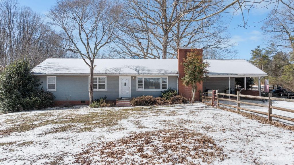 3012 Rocky Ford Road, Newton, NC 28658