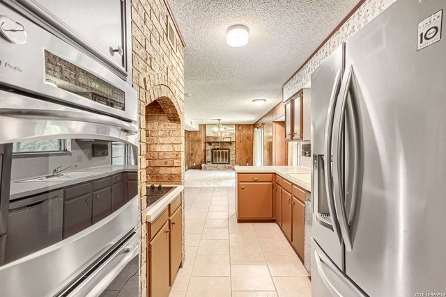 5018 Sierra Madre, San Antonio, TX 78233