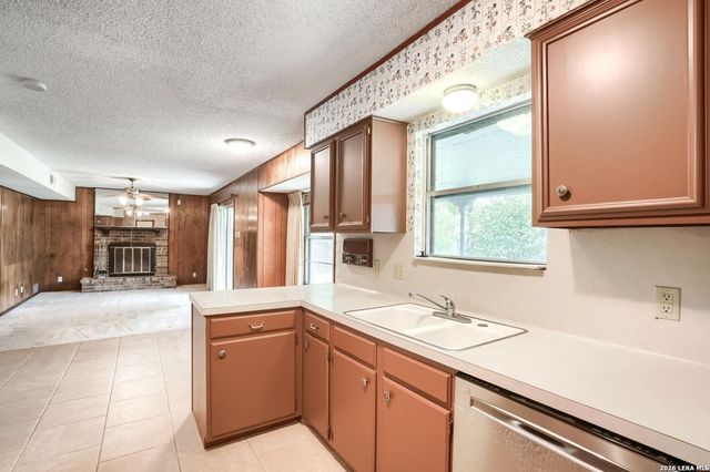 5018 Sierra Madre, San Antonio, TX 78233