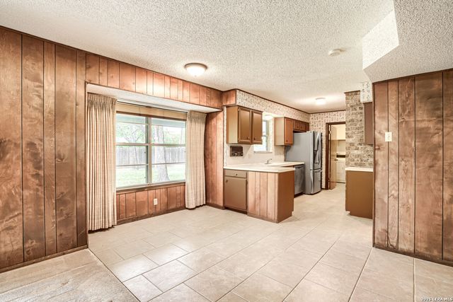 5018 Sierra Madre, San Antonio, TX 78233