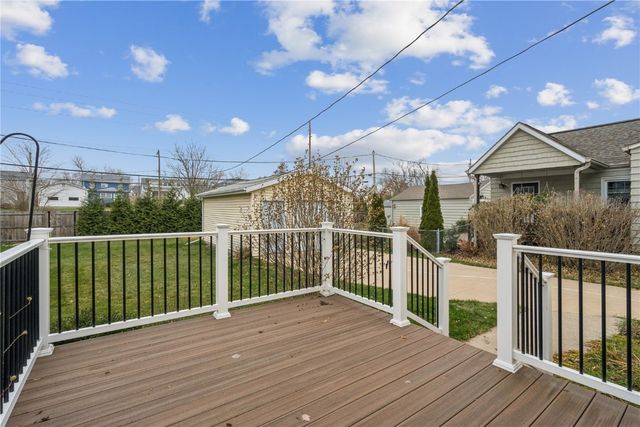 2602 E Avenue NE, Cedar Rapids, IA 52402