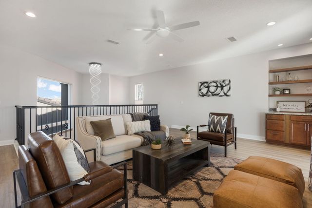 1011 C De Baca Lane, Bernalillo, NM 87004