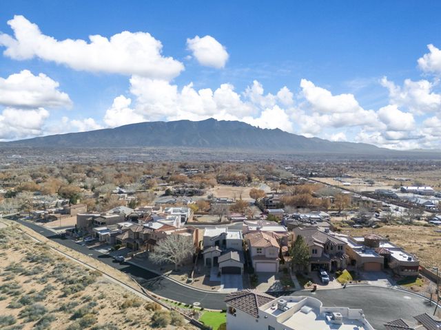 1011 C De Baca Lane, Bernalillo, NM 87004