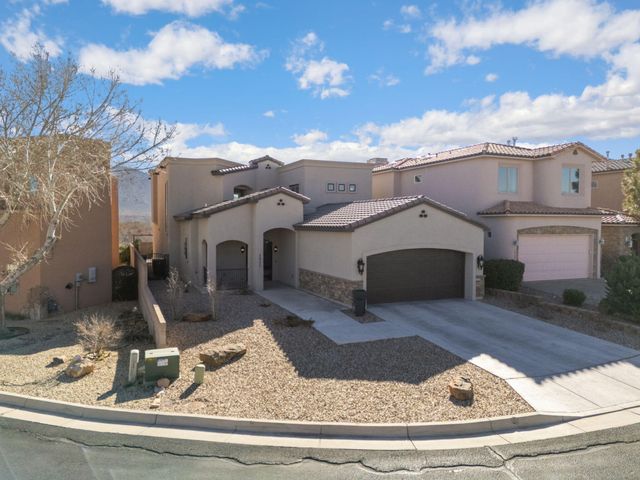 1011 C De Baca Lane, Bernalillo, NM 87004