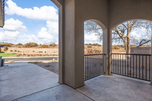 1011 C De Baca Lane, Bernalillo, NM 87004