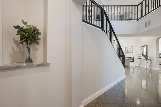 1011 C De Baca Lane, Bernalillo, NM 87004