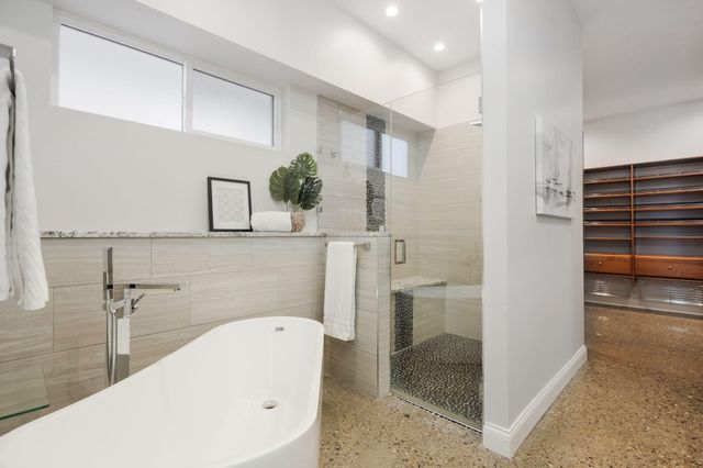 1011 C De Baca Lane, Bernalillo, NM 87004