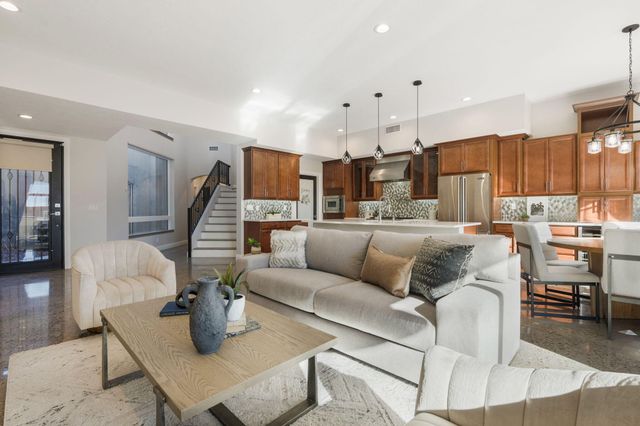 1011 C De Baca Lane, Bernalillo, NM 87004