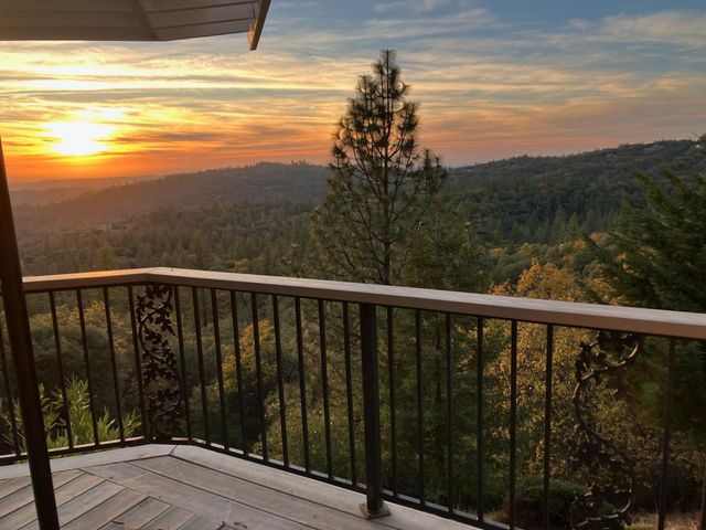 13331 Valley Vista Ct, Pine Grove, CA 95665