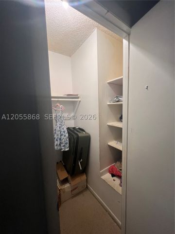 5950 NW 29th Pl 109, Sunrise, FL 33313