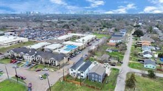 4010 Dreyfus Street, Houston, TX 77021