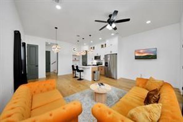 4010 Dreyfus Street, Houston, TX 77021