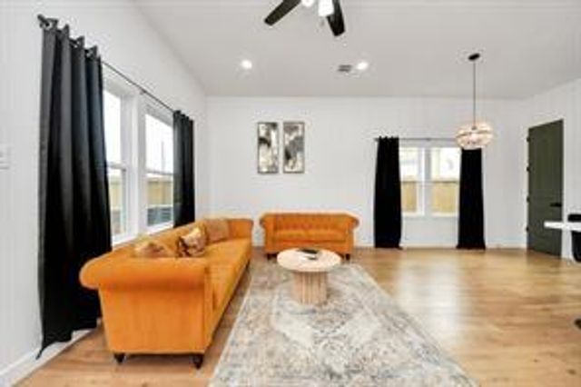 4010 Dreyfus Street, Houston, TX 77021