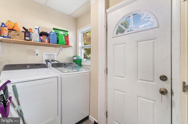 3305 MARKET ST, Camp Hill, PA 17011