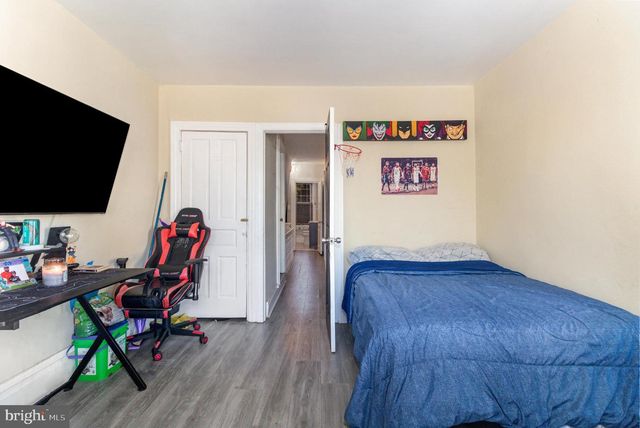 3305 MARKET ST, Camp Hill, PA 17011