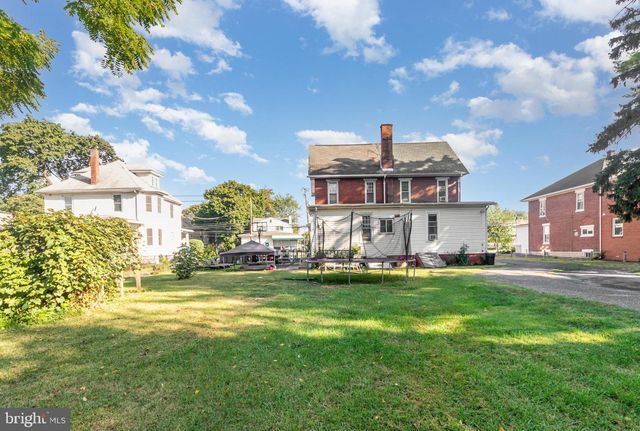 3305 MARKET ST, Camp Hill, PA 17011