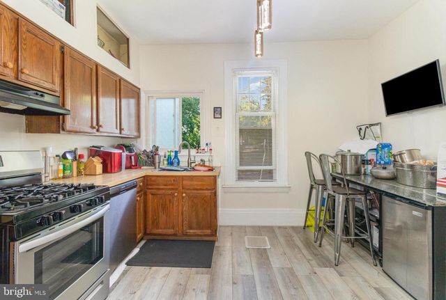3305 MARKET ST, Camp Hill, PA 17011