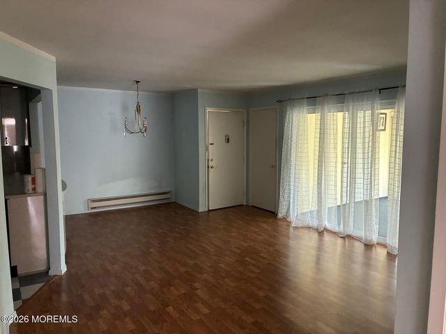131 Amberly Drive J, Manalapan, NJ 07726
