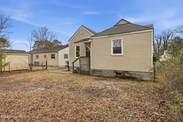 201 Harrell Street, Elizabeth City, NC 27909