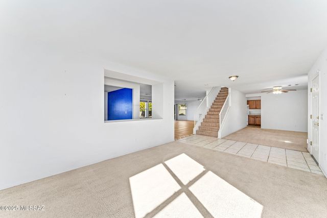 2596 W Calle Senor Roberto, Tucson, AZ 85741