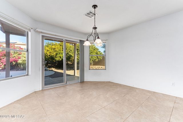 2596 W Calle Senor Roberto, Tucson, AZ 85741