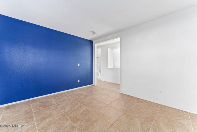 2596 W Calle Senor Roberto, Tucson, AZ 85741