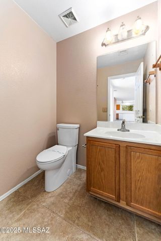 2596 W Calle Senor Roberto, Tucson, AZ 85741