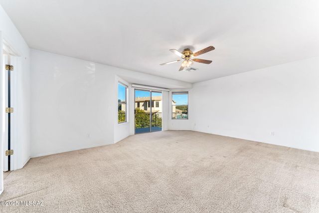 2596 W Calle Senor Roberto, Tucson, AZ 85741