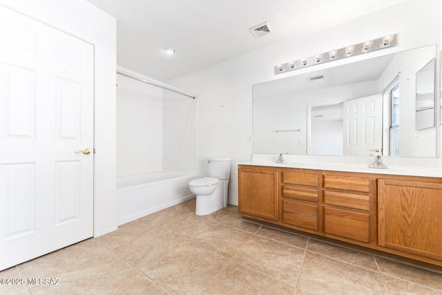 2596 W Calle Senor Roberto, Tucson, AZ 85741