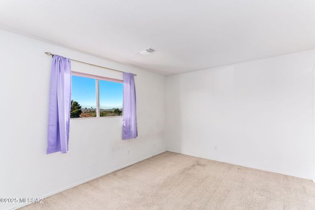 2596 W Calle Senor Roberto, Tucson, AZ 85741