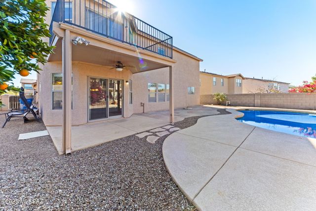 2596 W Calle Senor Roberto, Tucson, AZ 85741