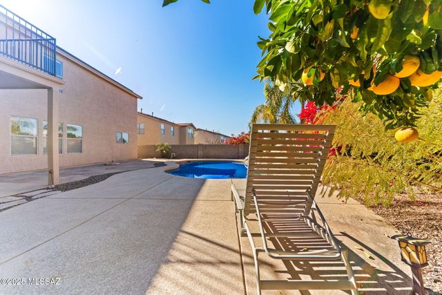 2596 W Calle Senor Roberto, Tucson, AZ 85741