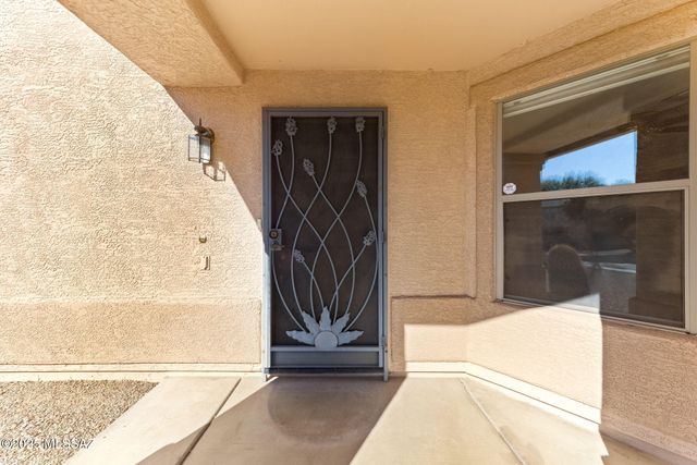 2596 W Calle Senor Roberto, Tucson, AZ 85741