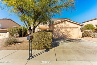 2596 W Calle Senor Roberto, Tucson, AZ 85741